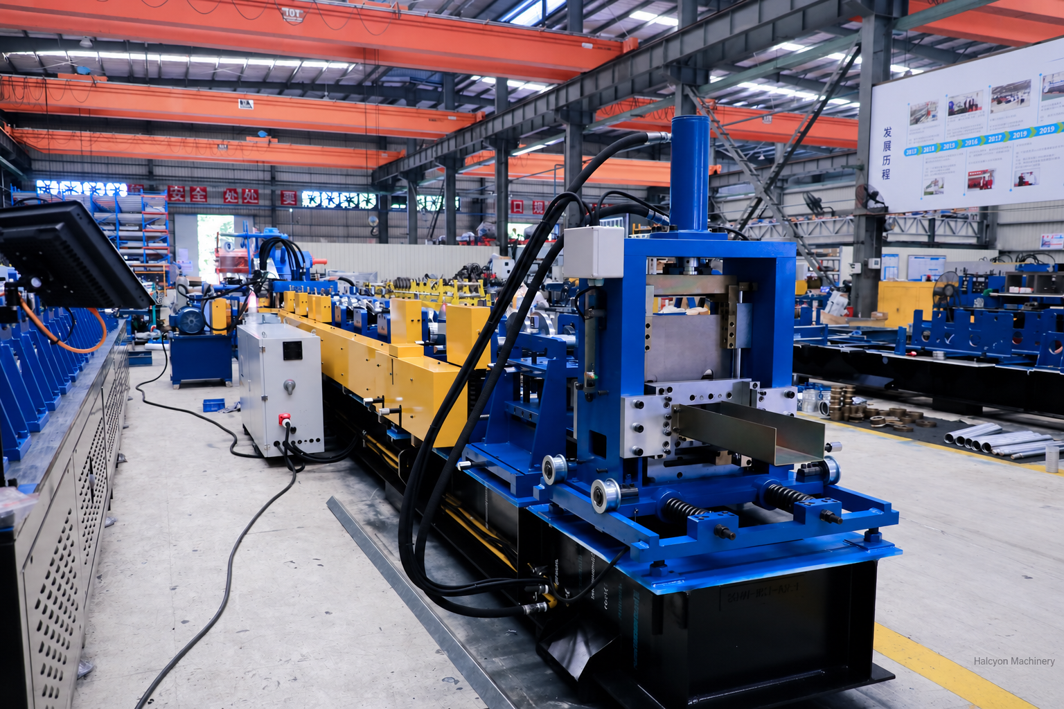 Eave-strut line context photograph