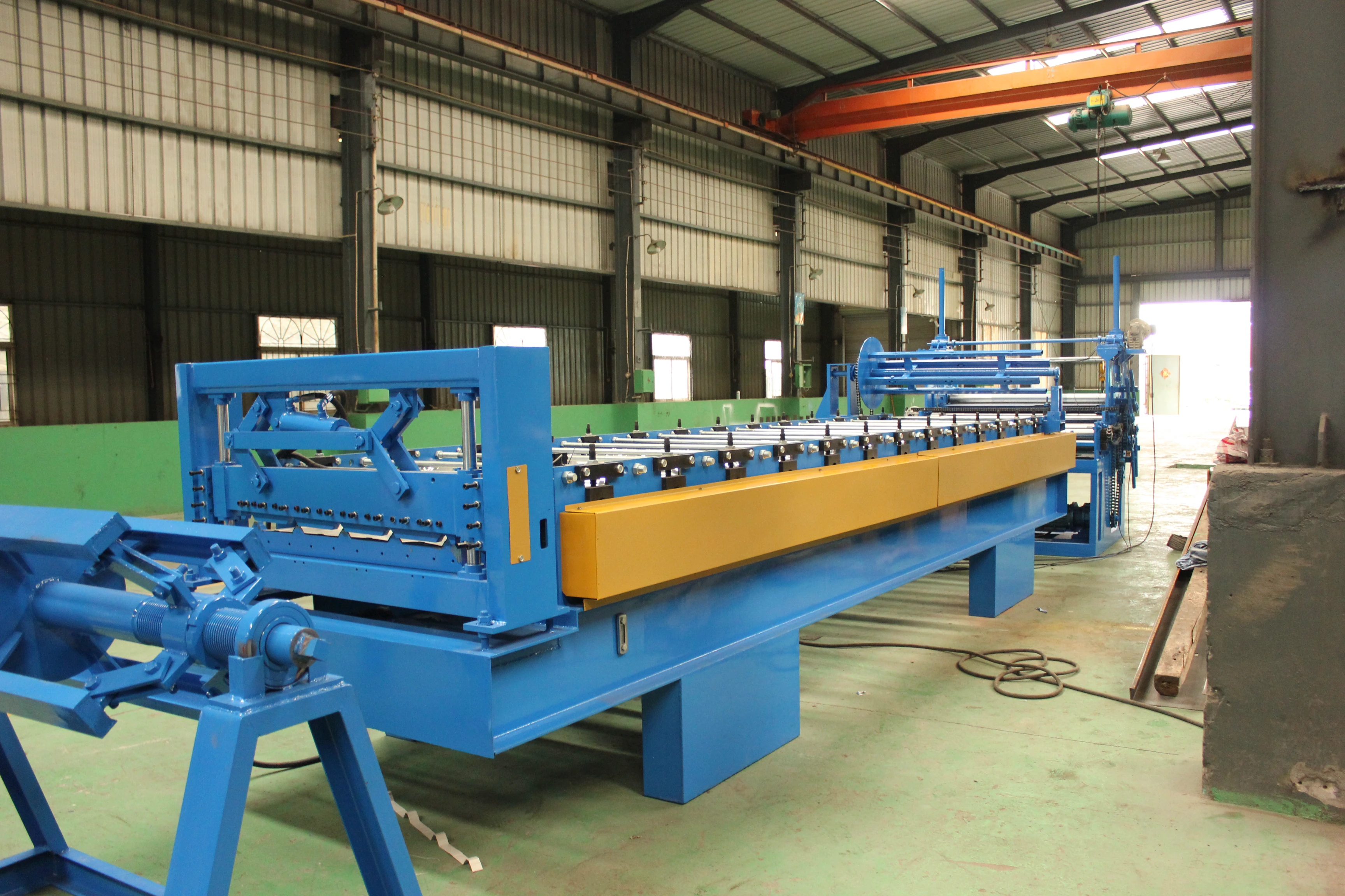 Roof and wall sheet roll forming line in our Xiamen production base